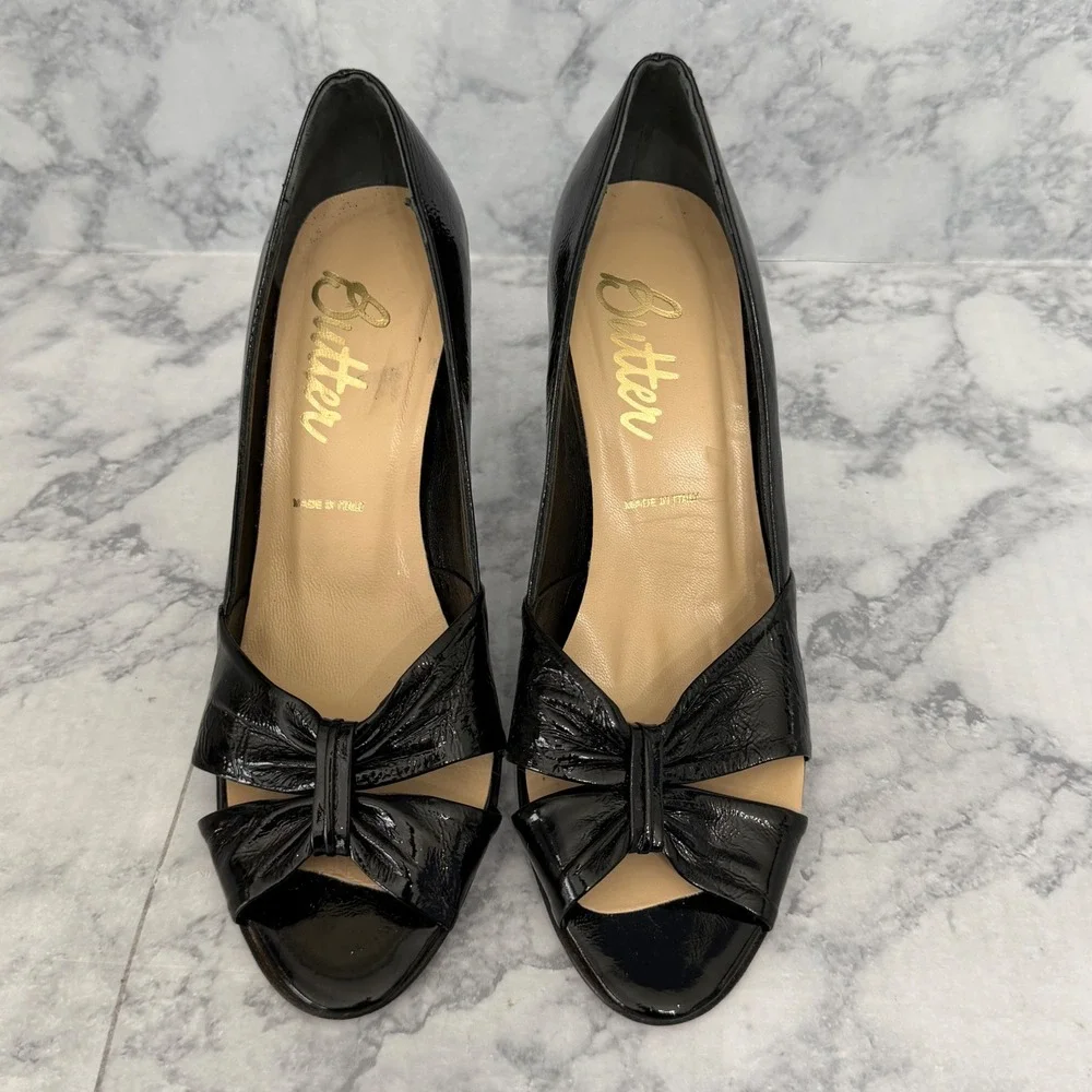 Butter Peep Toe Pumps 8.5 Black Patent Leather Knotted Bow Stiletto Italy‎